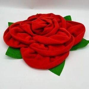 ❄️NWT Rose Snuffle Mat for Dogs